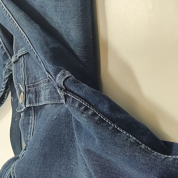 Wrangler women's jeans straight leg mid-rise Size: 9/10/32 Blue - Picture 7 of 9